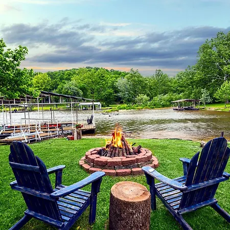 Cozy Cove Cabin - The Perfect Ozark Retreat